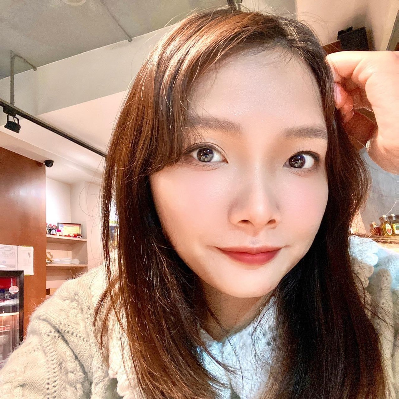 鍾依真