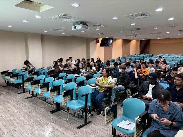 2025.04.24 外國學生在臺工讀及畢業後留台就業說明會-英文場圖片