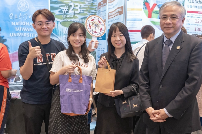 2026.09.02 CYUT hosts the 2026 INTENSE Program Education Fair in Chiang Mai, President Cheng signs MoU with Rajamangala University of Technology Lanna (RMUTL) and Lampang Rajabhat University (LPRU)Image