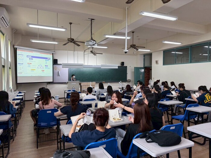 2025.04.29 外國學生在臺工讀及畢業後留台就業說明與企業見面會-麥當勞圖片