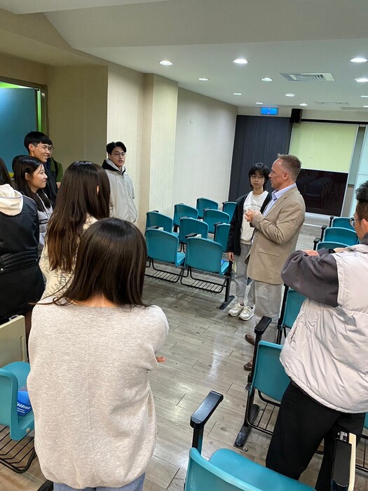 2025 Outstanding Student Overseas English Study Program Information Session – Cebu International University, Lapu-Lapu City, PhilippinesImage