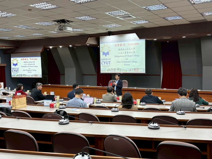 2026.02.04 韓國蔚山科技大學及仁荷工業專科大學參訪團與本校簽署MOU圖片