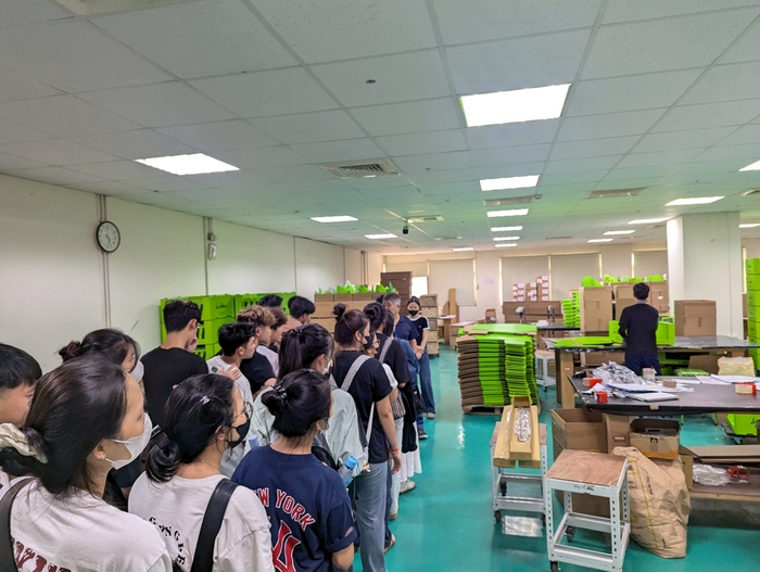 2025.05.20 Yaxin Leather Company VisitImage