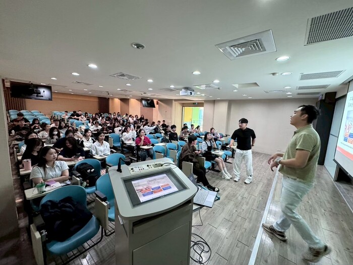 2024.04.17 國際專修部學生工讀須知講習圖片