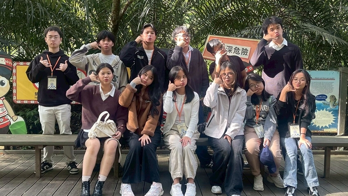 2025.11.29 International Students Taiwan Field Trip — The Beauty of Indigo Dyeing & Riverside Journey: Nanzhuang Cultural Exploration DayImage