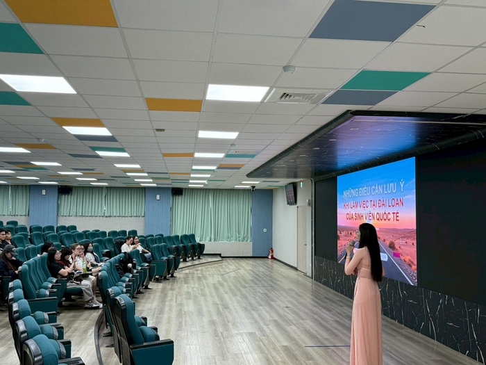 2026.05.06 Info Session on New Employment Regulations and Graduation Procedures for International Students（Vietnamese Session）Image